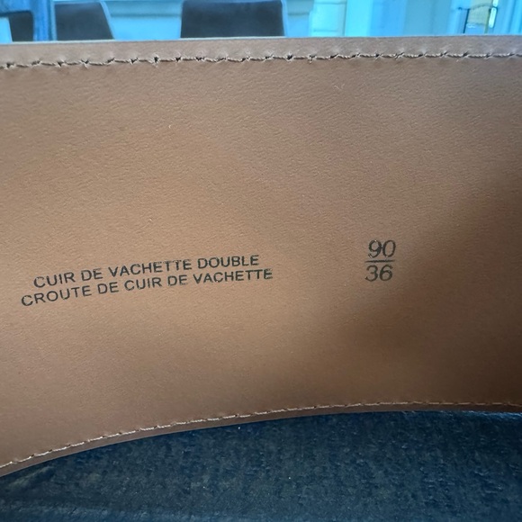 Elegant Cream Belt with Gold Buckle - Picture 3 of 5